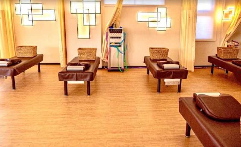 鍼灸整骨院三六 福岡南院 施術室